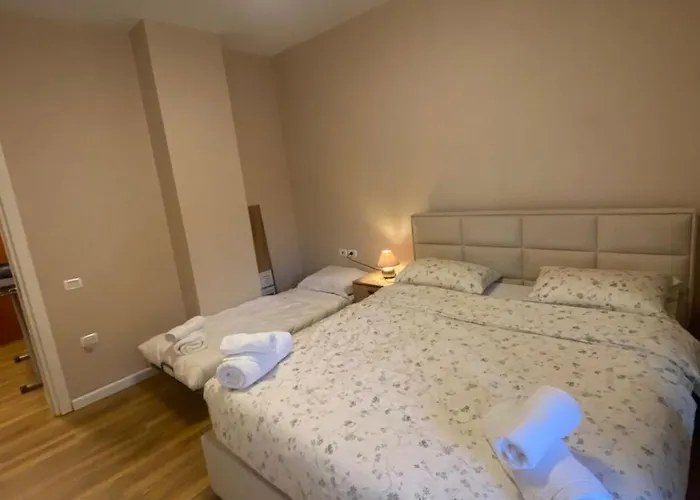 Aurora アパート *